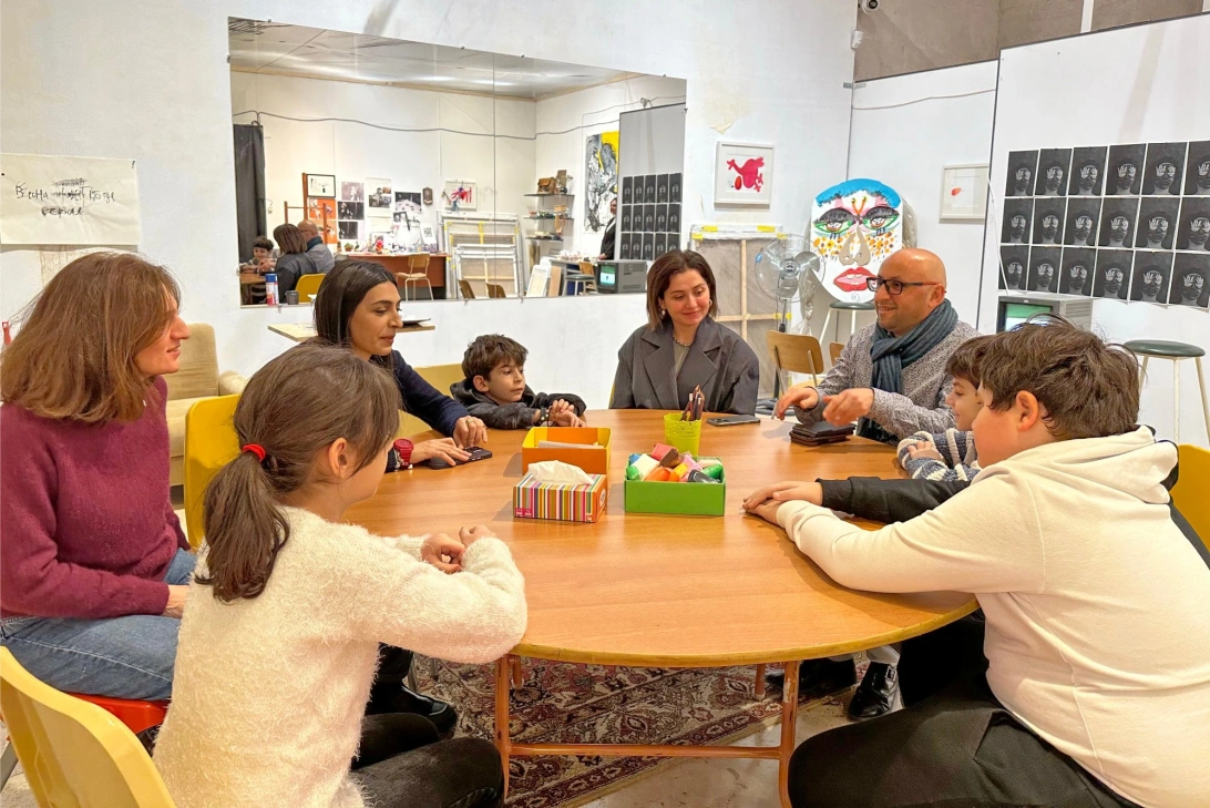 "In Between" Family Educational Program