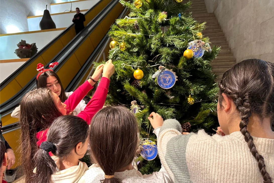 “The Miracle of New Year and Christmas” Children’s Creative Program