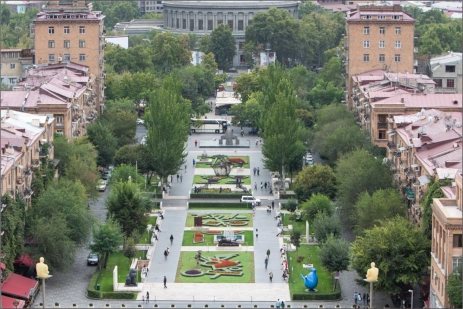 Cafesjian Sculpture Garden