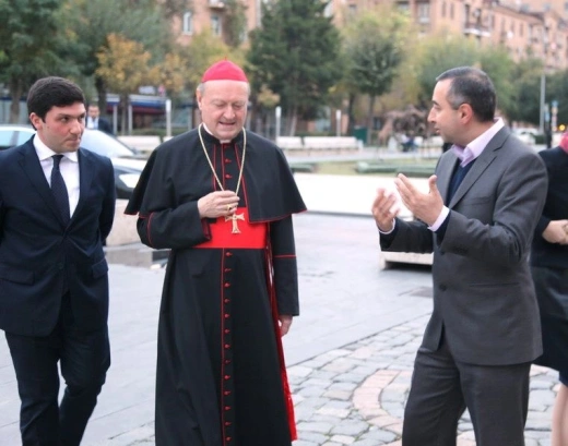 Cardinal Gianfranco Ravasi Visited the Cafesjian Center for the Arts